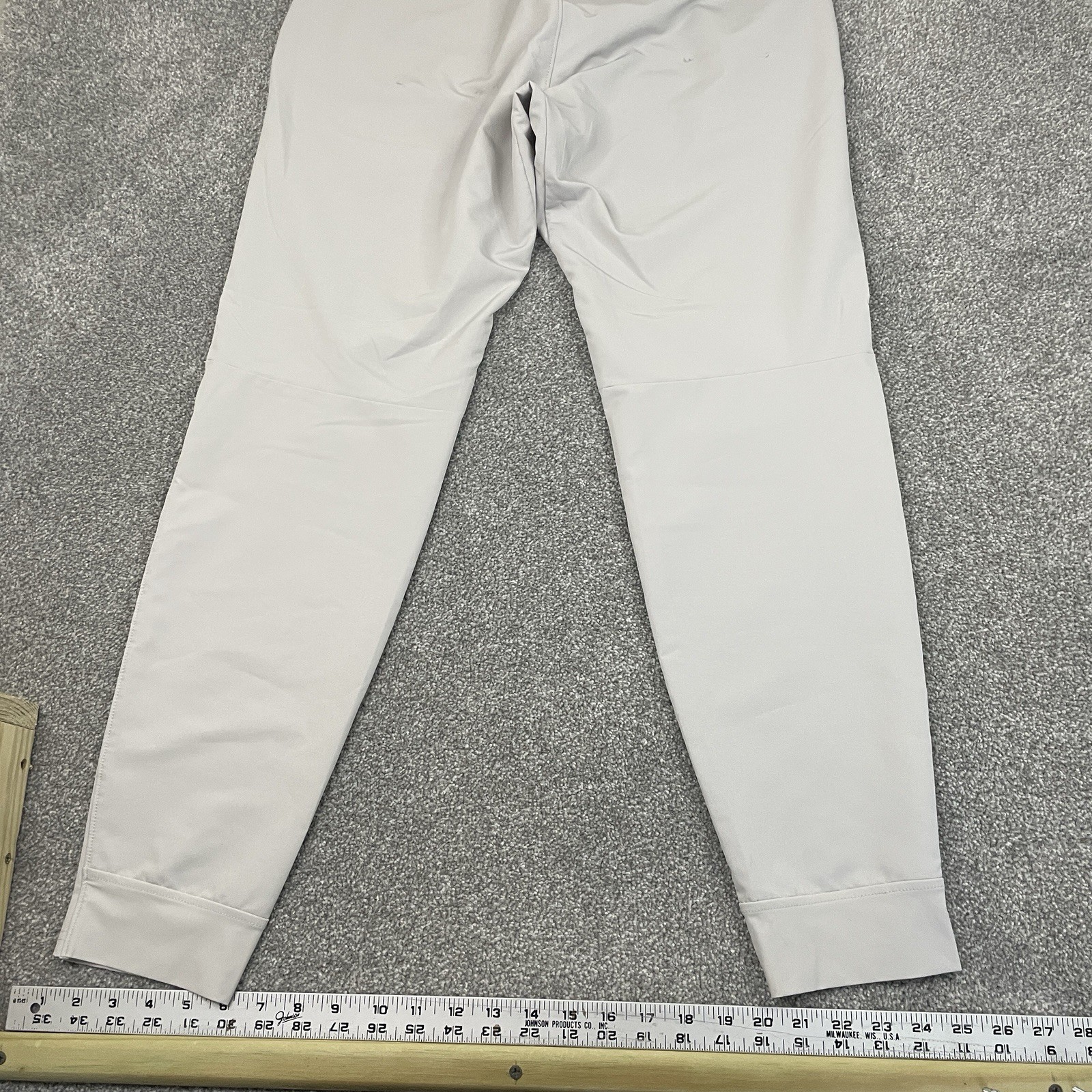 Unrl Golf Pants Mens M (Fit 32×30) Stretch Performance Chino Joggers Reg. Inseam