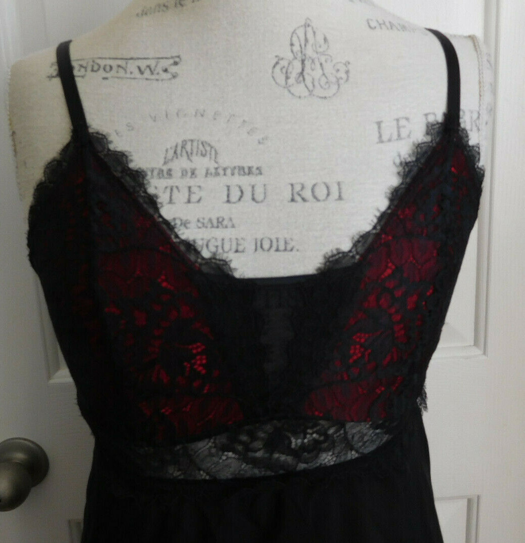 NWOT SUPER SOFT BLACK w/RED UNDERLAY & CHIFFON OVERLAY SOMA NIGHTGOWN XIZE XS