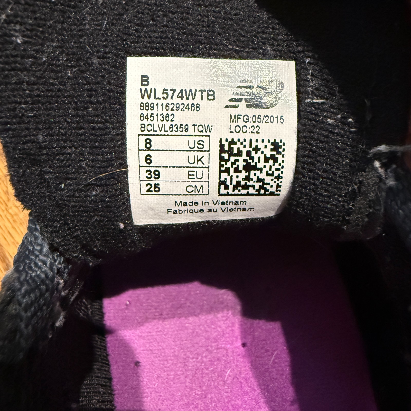 New Balance 574 WL574WTB Womens 8 Gray Suede Pink Purple Athletic Shoes Sneakers