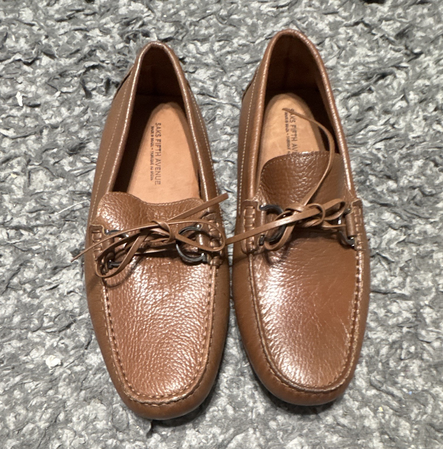 Saks Fifth Avenue Men’s Brown Leather Slip-On Loafers Round Toe Rubber Sole 8.5