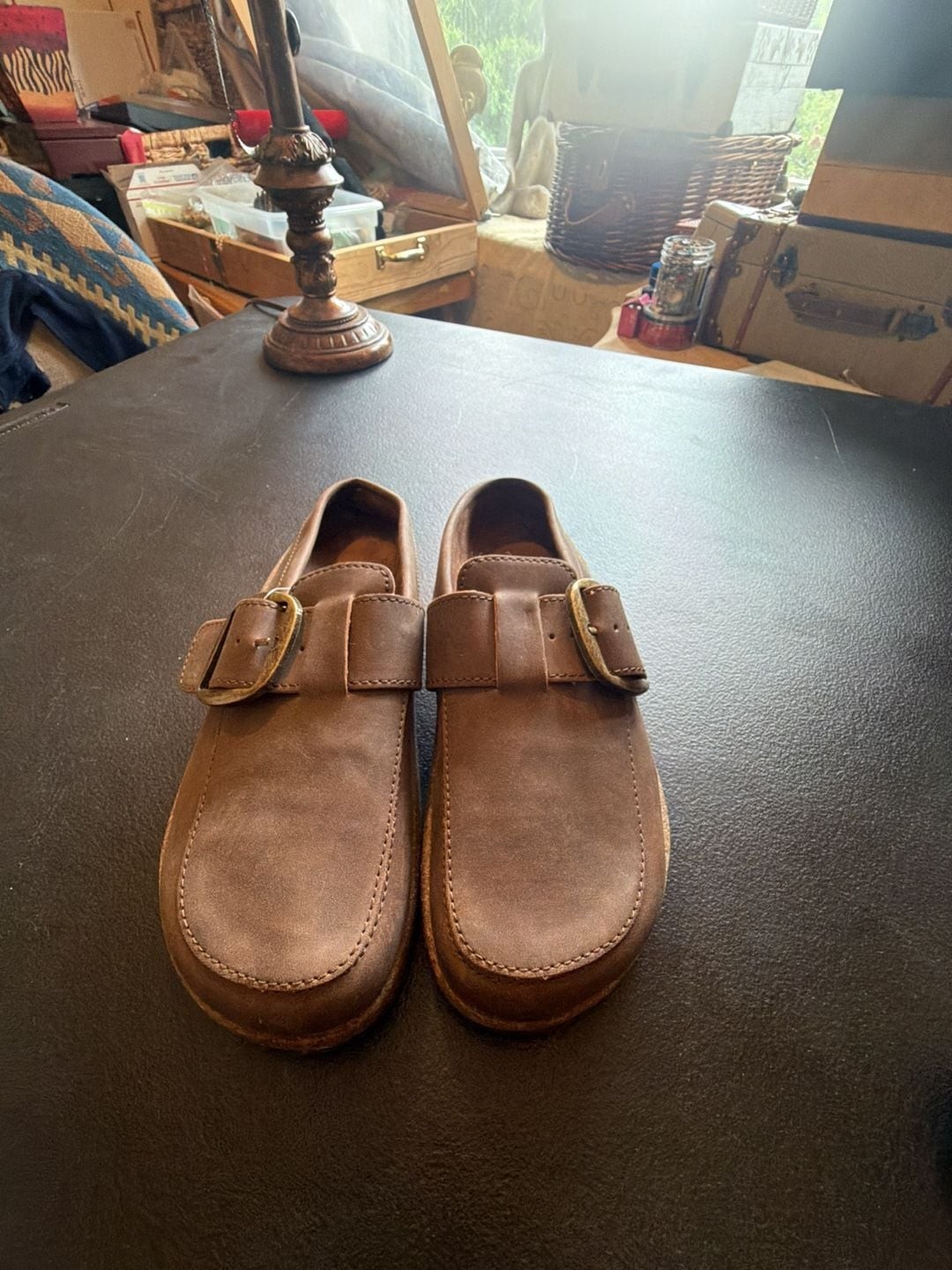 White Mountain Mountain Sole MS33951 Buckle Clogs