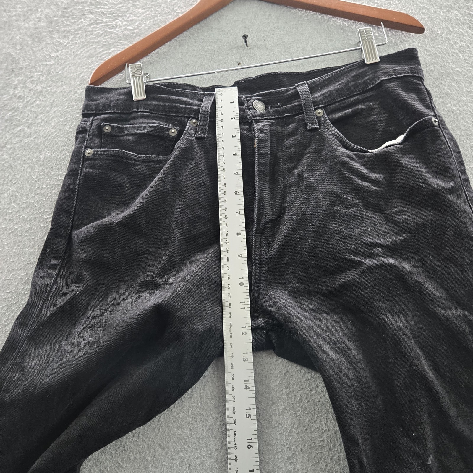 Levi’s 510 Men Jeans 34X32 Black Denim Skinny Fit 29″ Inseam Mid Rise Pockets