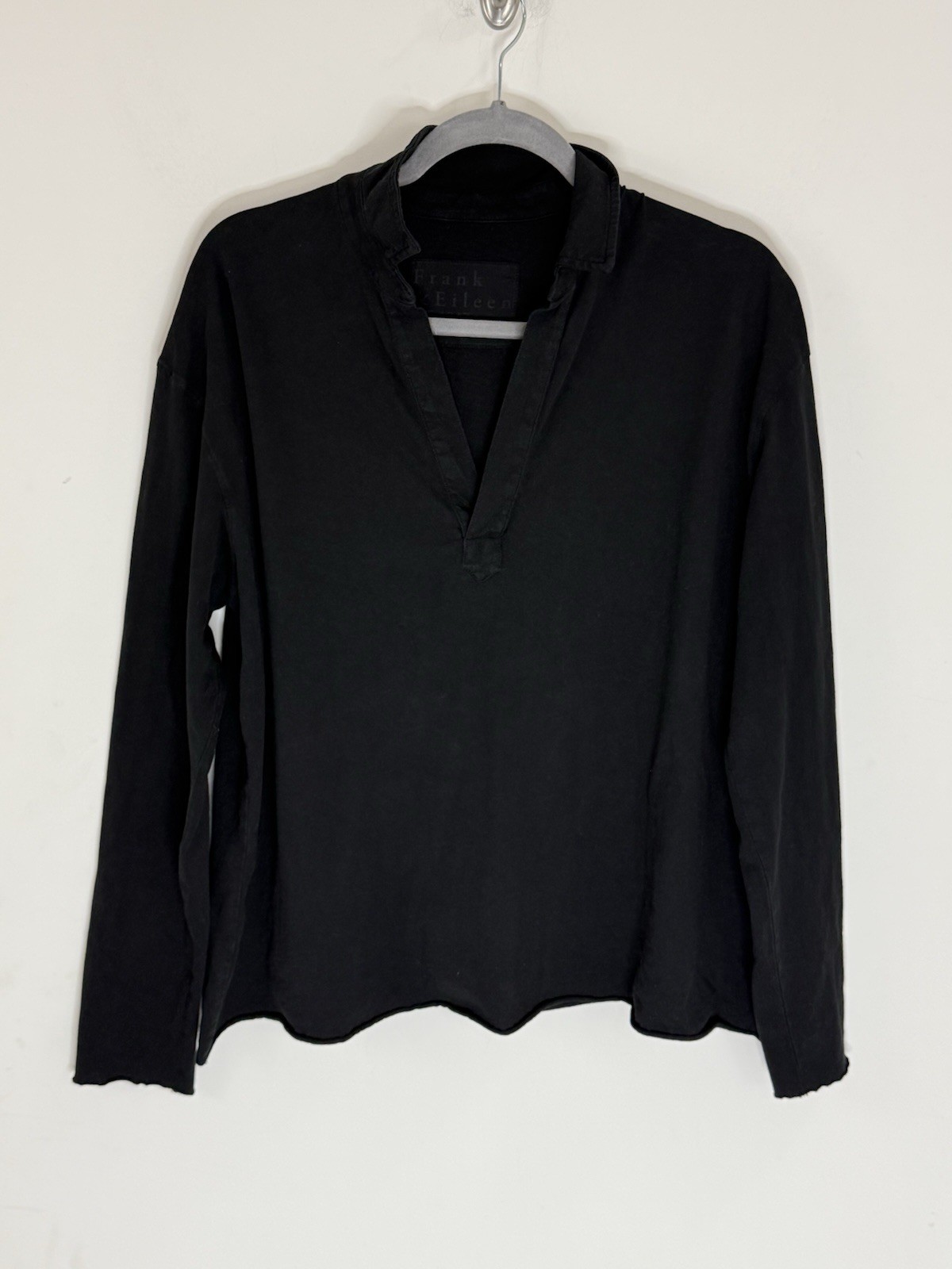 Frank & Eileen Patrick Popover Henley Black Size Large EUC