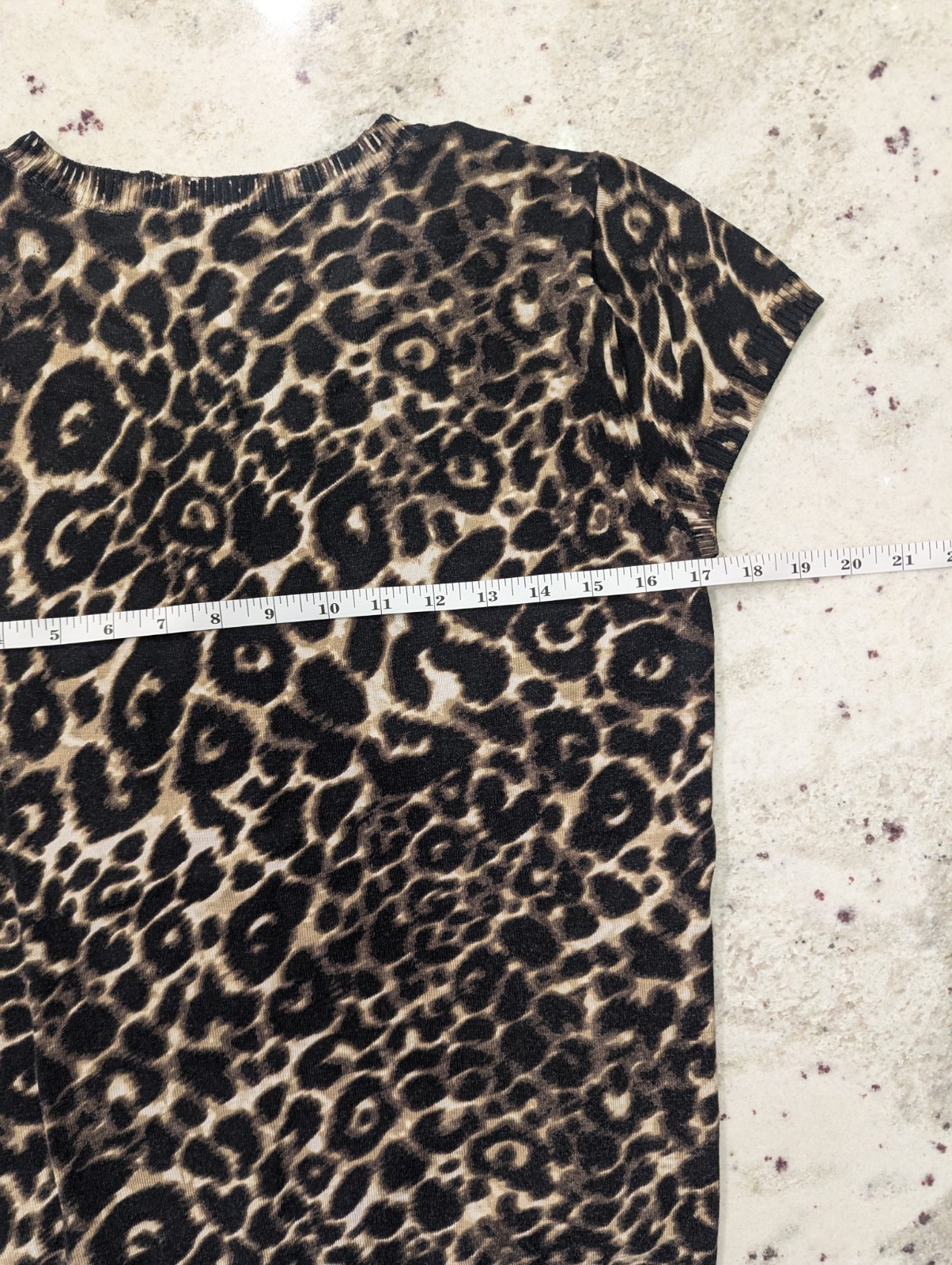 Calvin Klein Womens XS Leopard Print Top Casual Everyday Staple Gorp Normcore