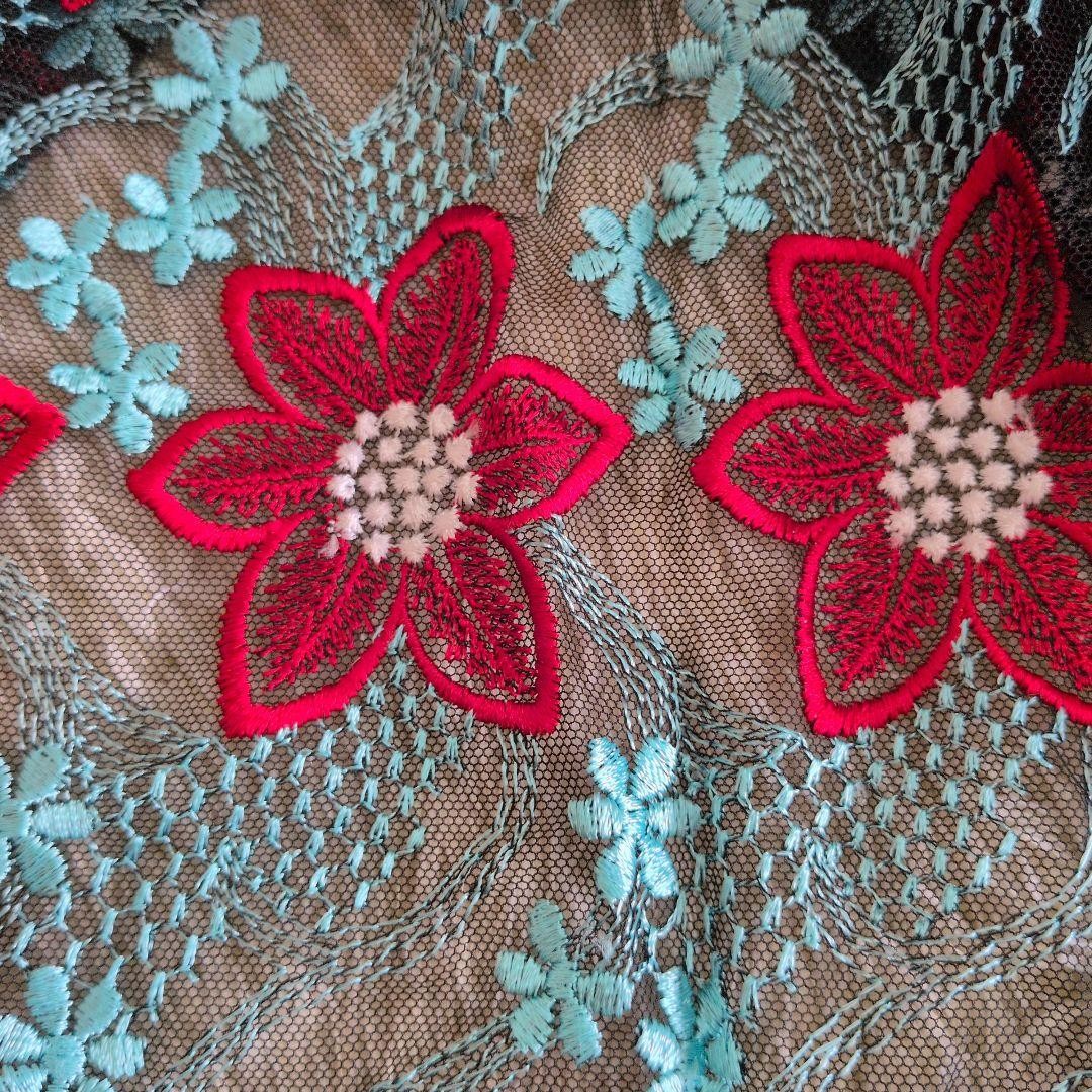 Tricot COMME des GARCONS AD2002 Floral Embroidered Wrap Skirt M