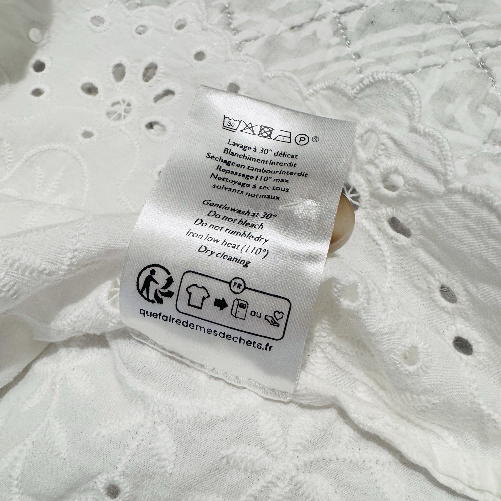 NWOT Sezane Roni White Eyelet Button Front Sleeveless Top