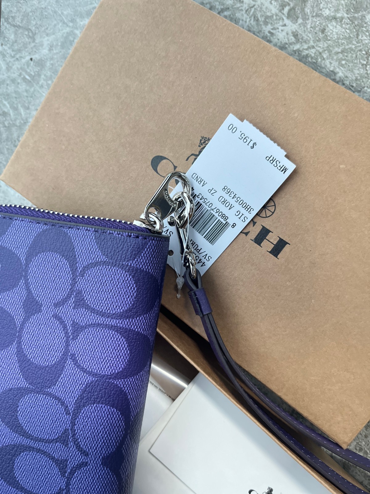 COACH Long Round Zip Wallet with Strap Purple Signature C4452 outlet With Box