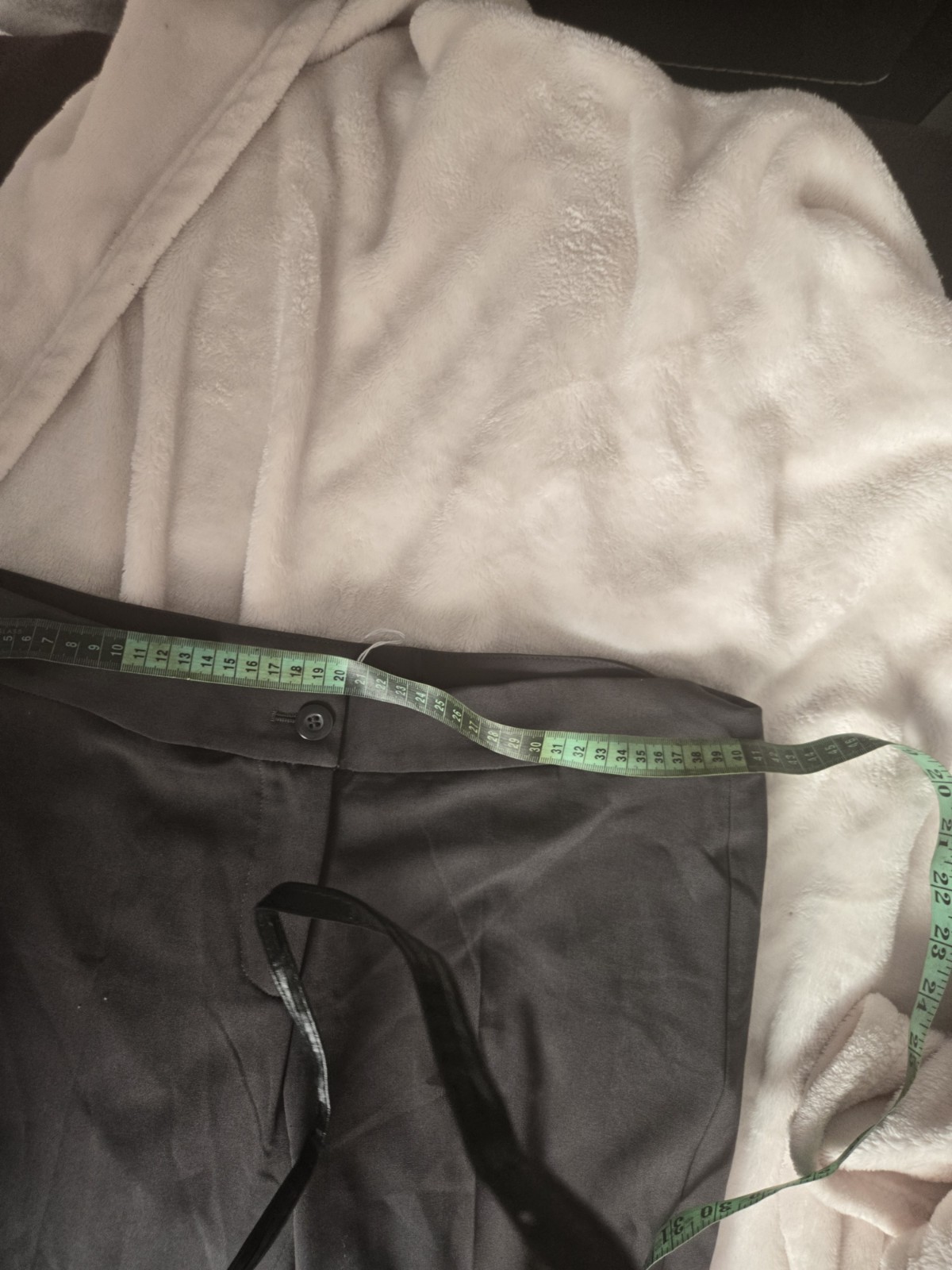 VENUS Women’s Gray 2 Piece Pant Suit Set 3-Button Notch Lapel Size 4