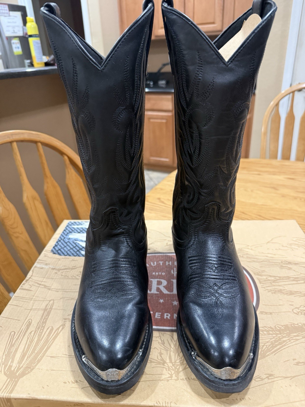 Men’s Laredo 13” McComb Western Boots 12621 Black Leather Round Toe Size 8D USA