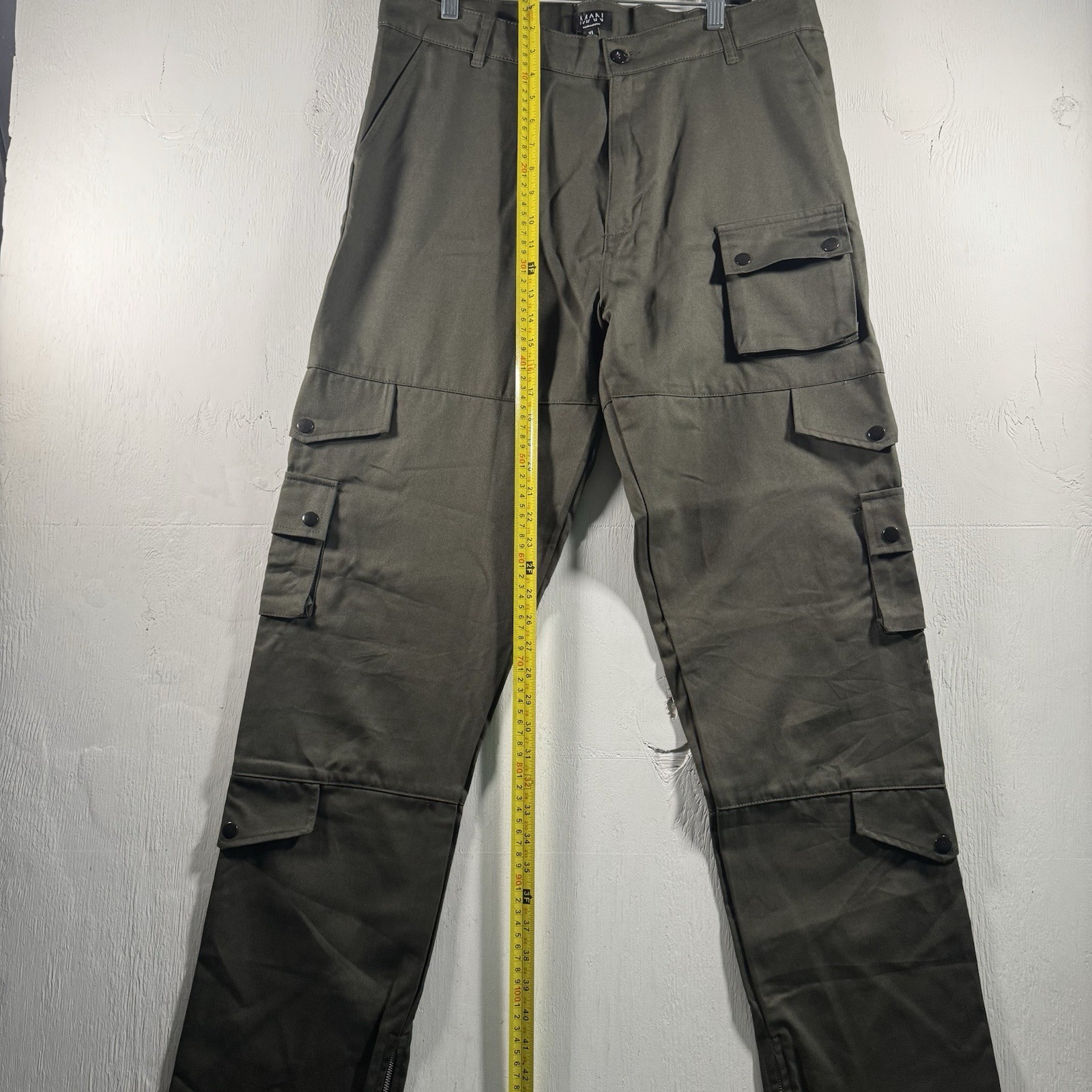 Nova Men Designer Utility Pocket Stacked Graphic Jeans Olive (Size XL Tall)