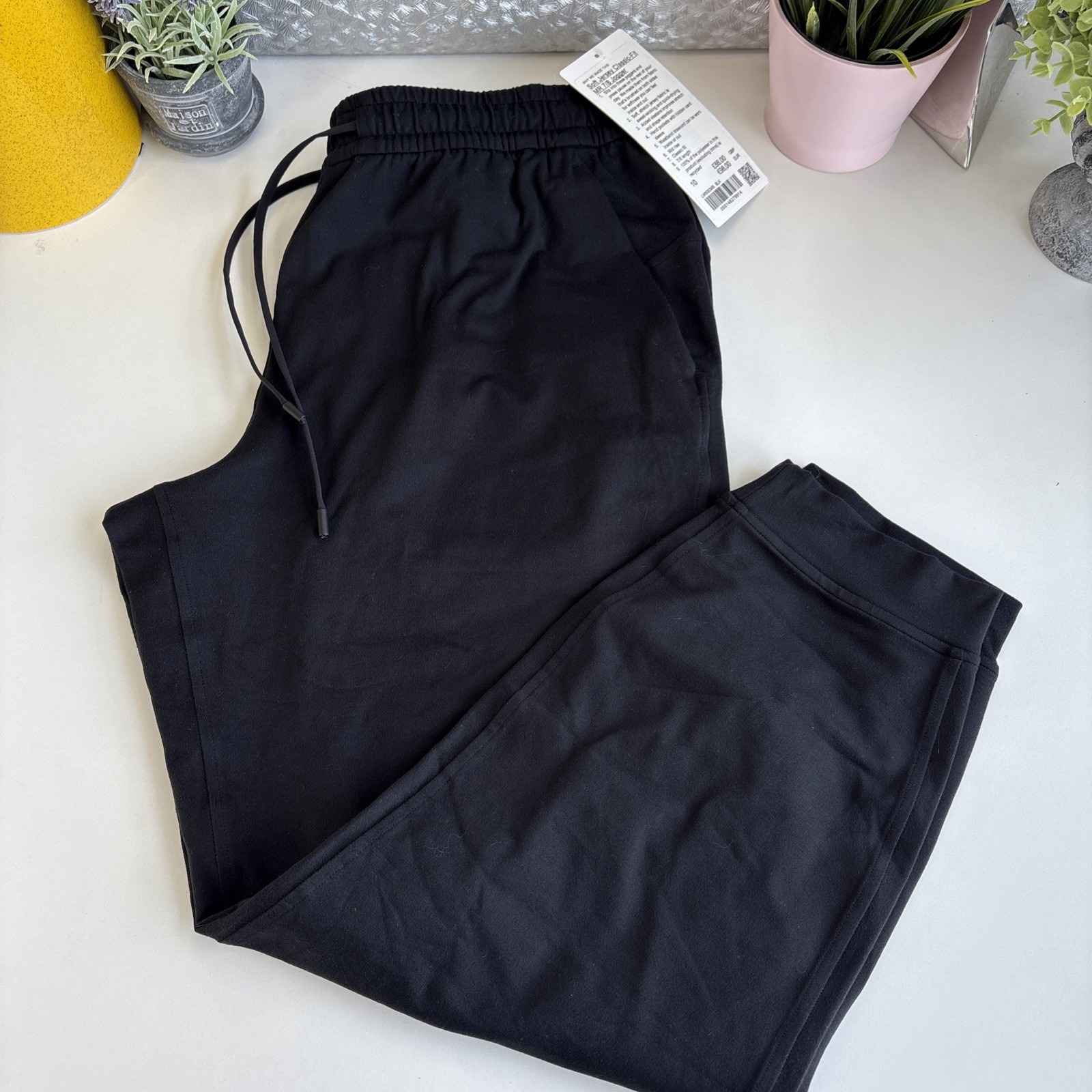 Lululemon Soft Jersey Classic Fit Mid Rise 7/8 Joggers UK Size 14 – Black