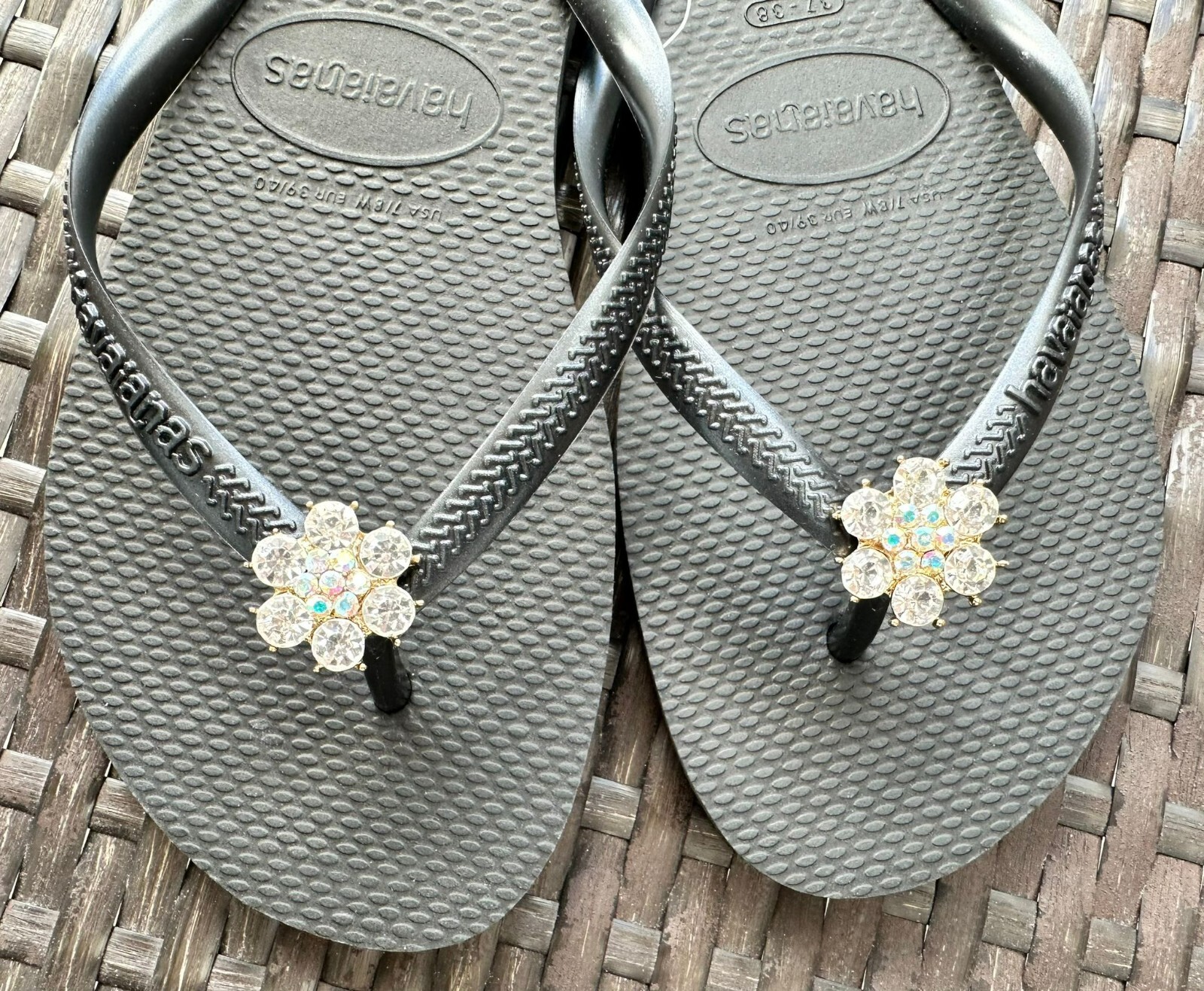 Havaianas Slim Flip Flops Women with Flower Crystal and Personalized Charm