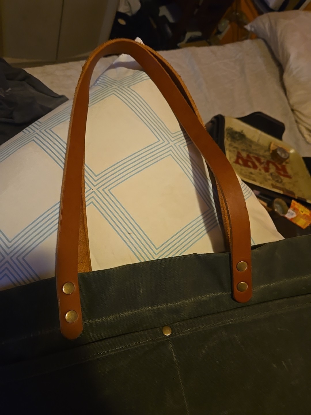 Lineage Tote Bag Olive