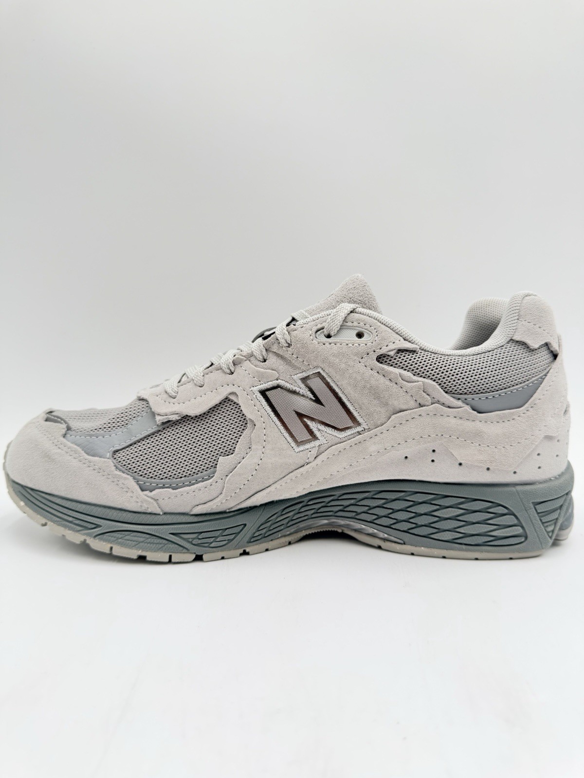 New Balance Men’s 2002R Size 11 Grey |U200227R|