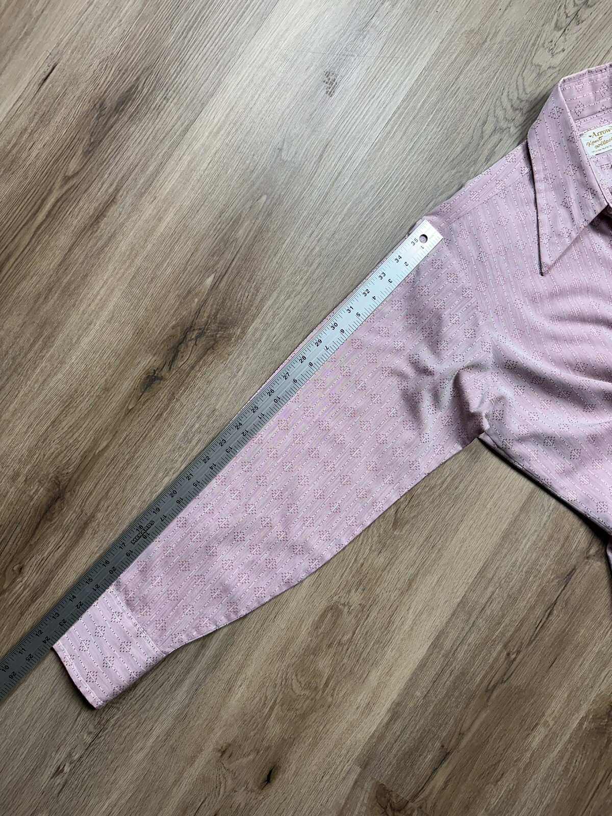 VINTAGE Arrow Kent Collection Light Red Pink Pinstriped Pocket Shirt Size 15-33