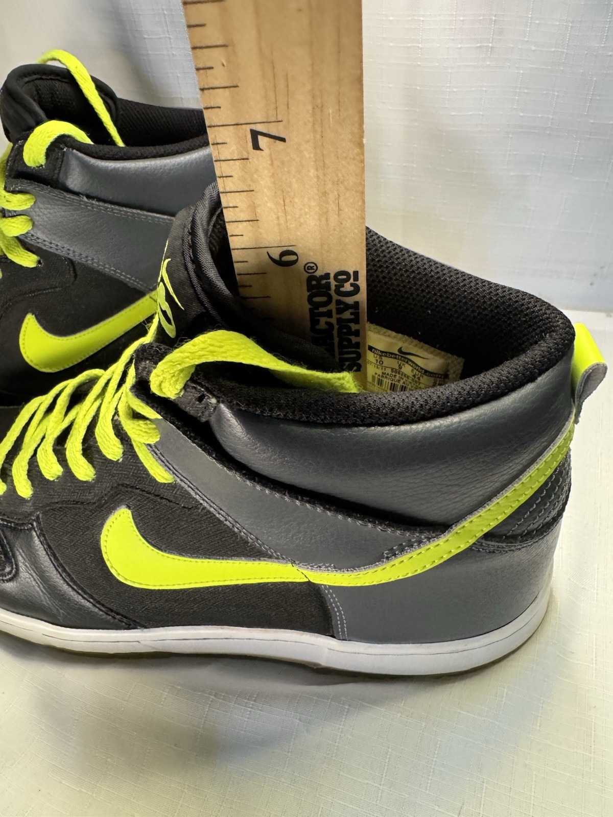 Nike Dunk 6.0 Premium High Grey Volt Black Mens Size 10.5 Sneakers 506266-007