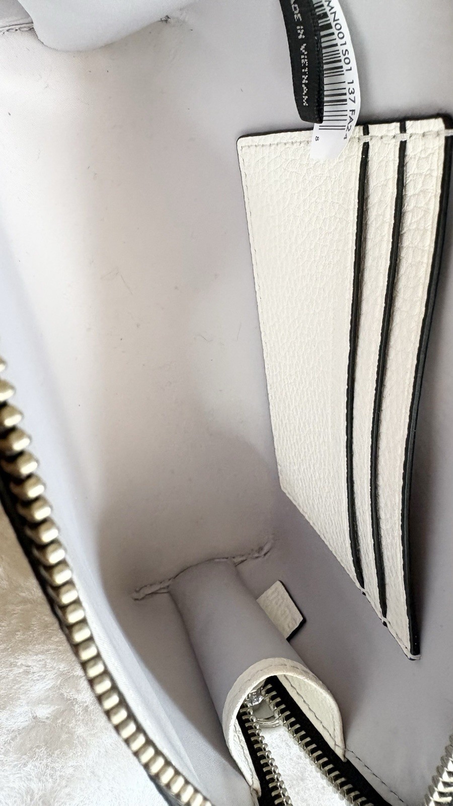 MARC JACOBS The Wedge Crossbody Pouch Bag Color Marshmallow White