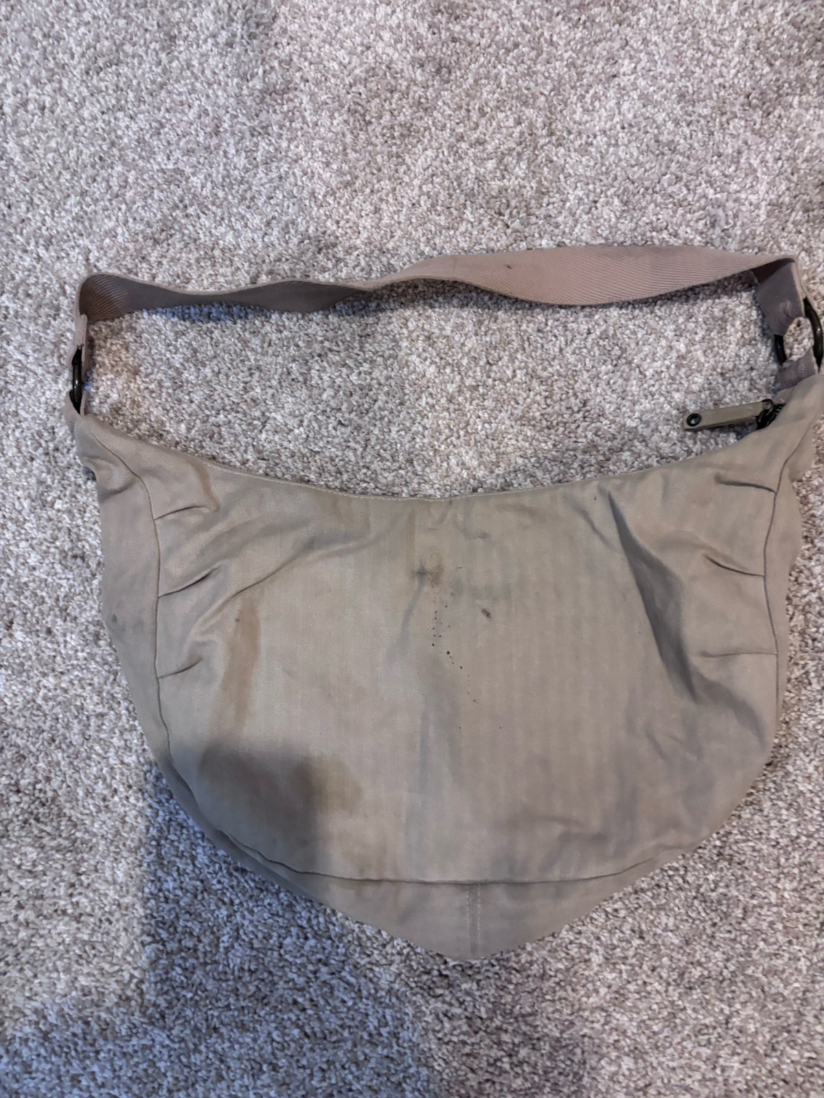 Roxy Beige Crescent Shoulder Bag, Hearts Pattern, Lined, Inner Pockets, Zip
