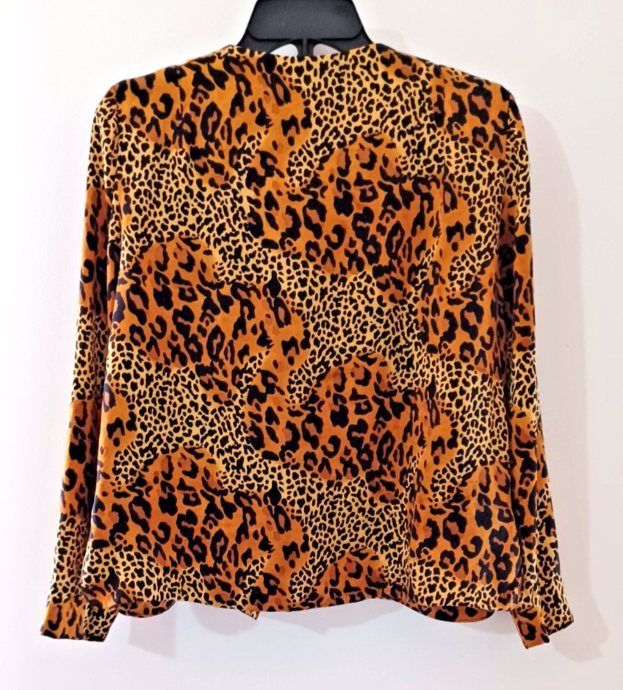 I Magnin Vintage Blouse Leopard Print – 100% Silk (1980’s – 1990’s) Size 16 ***