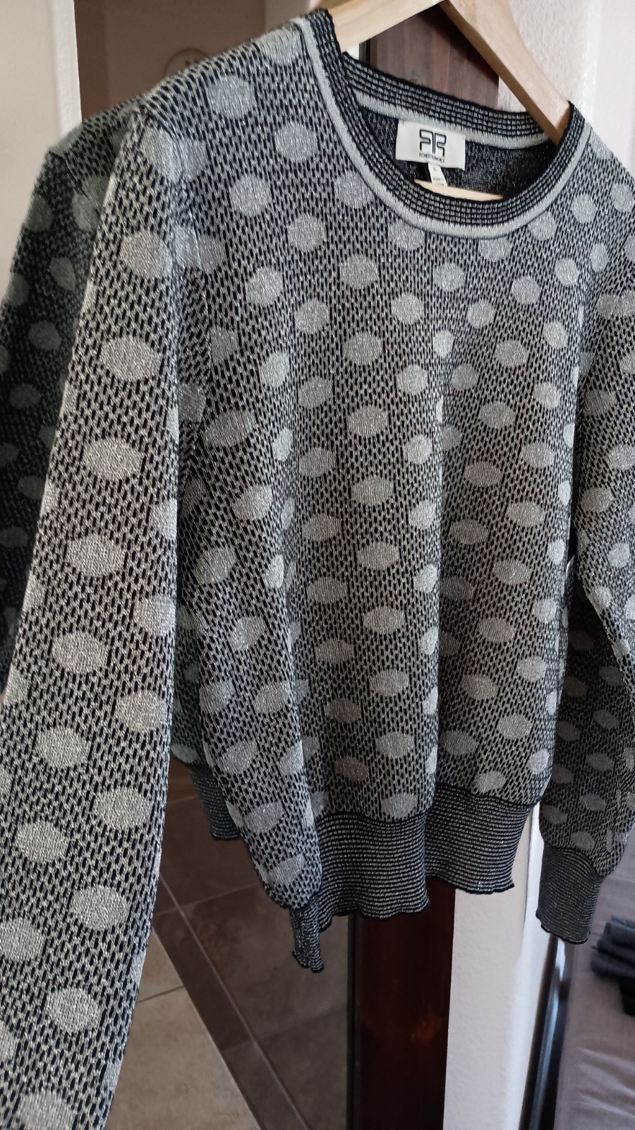 Robert Rodriguez women’s pullover XL silver black polyester