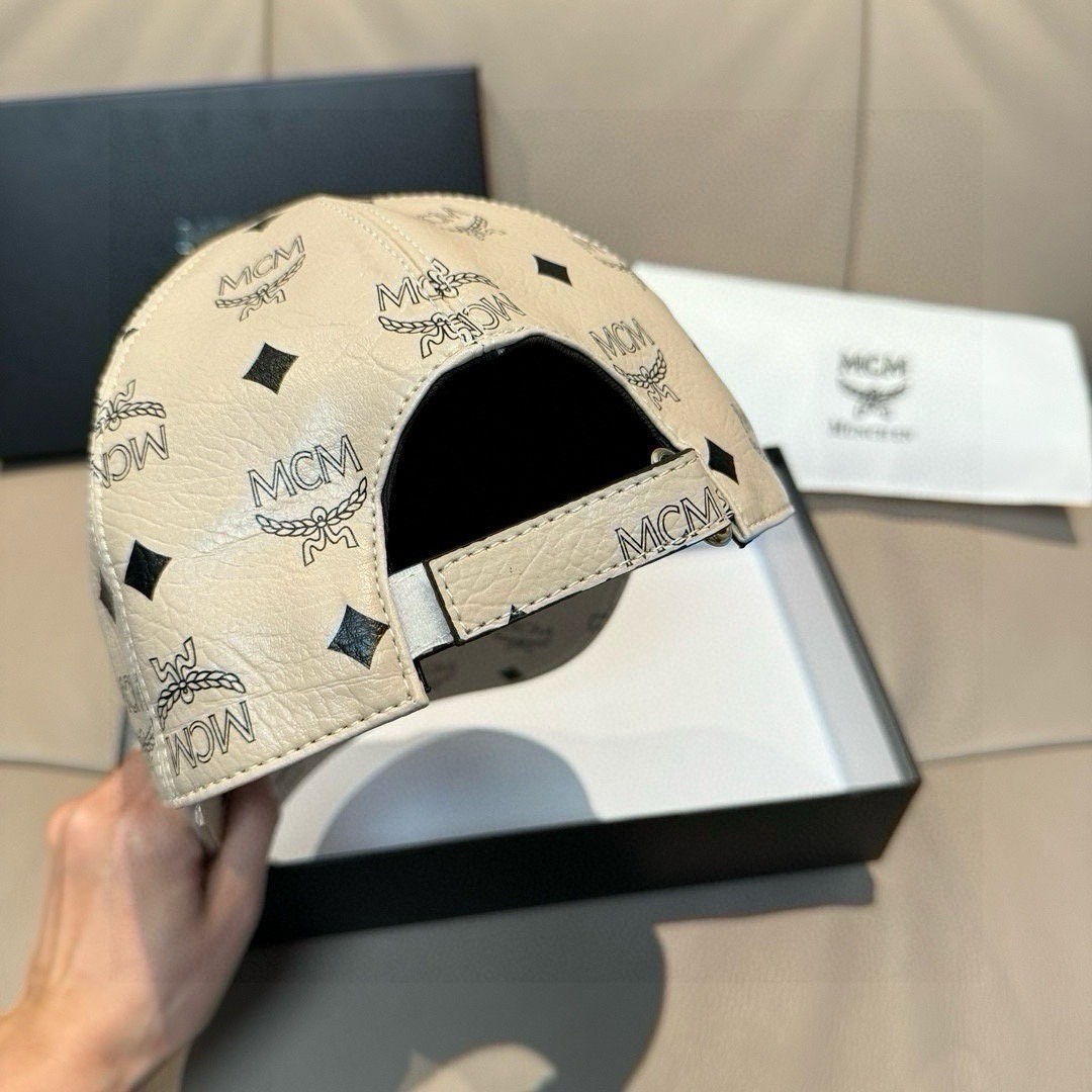 MCM All Over Print Leather Baseball Cap Top Grain Cow Leather Curved Brim Hat