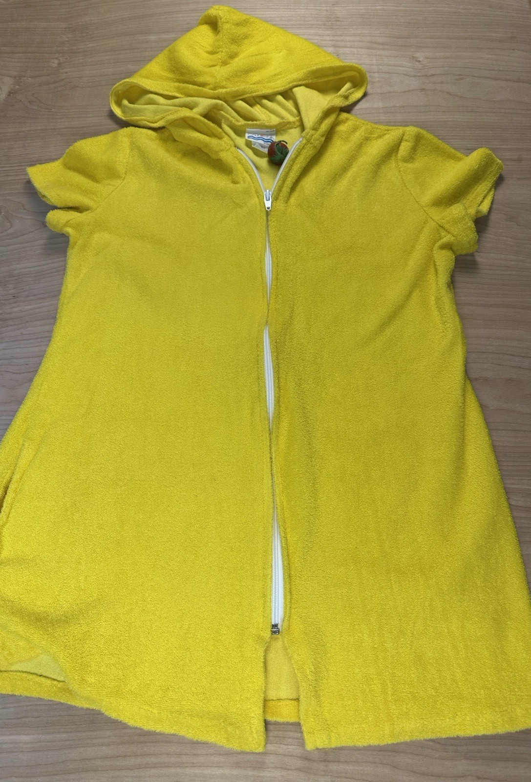 vintage 80’s JC PENNY california YELLOW TERRY CLOTH BEACH COVERUP large HOOD