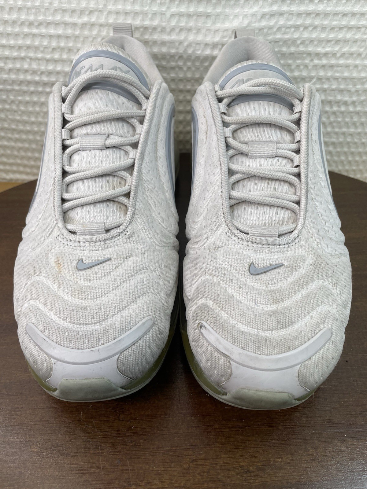 Nike Air Max 720 Vast Grey White Athletic Shoes Women’s Size 9.5 Sneakers
