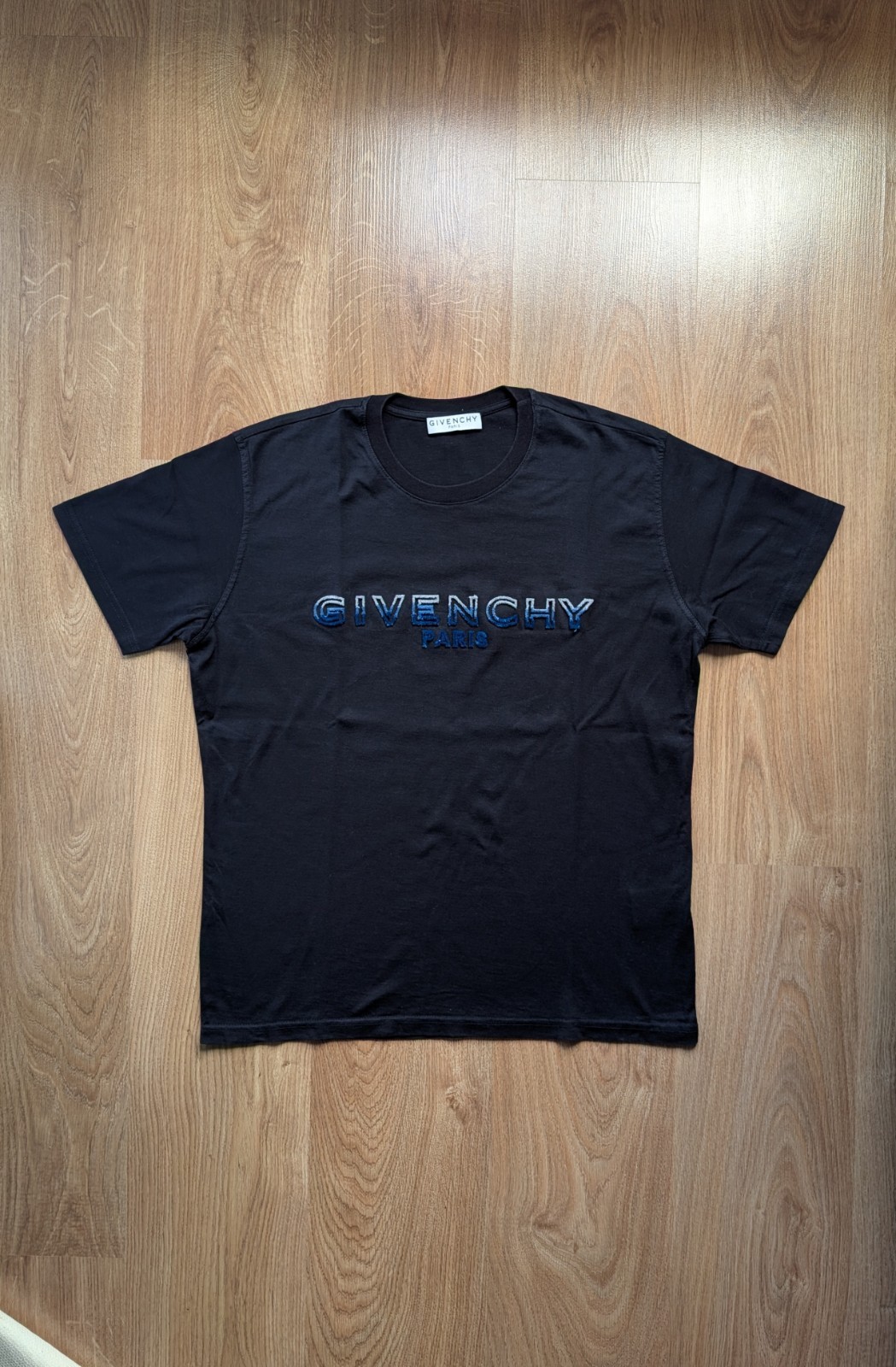 Givenchy Paris Logo T-Shirt Black Blue Gradient Logo 100% Cotton Size M Luxury
