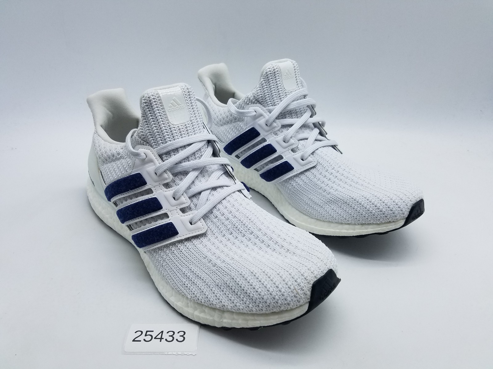 Adidas Ultraboost 4.0 DNA Men’s Size 12 Running Shoes White *Less than 5 miles