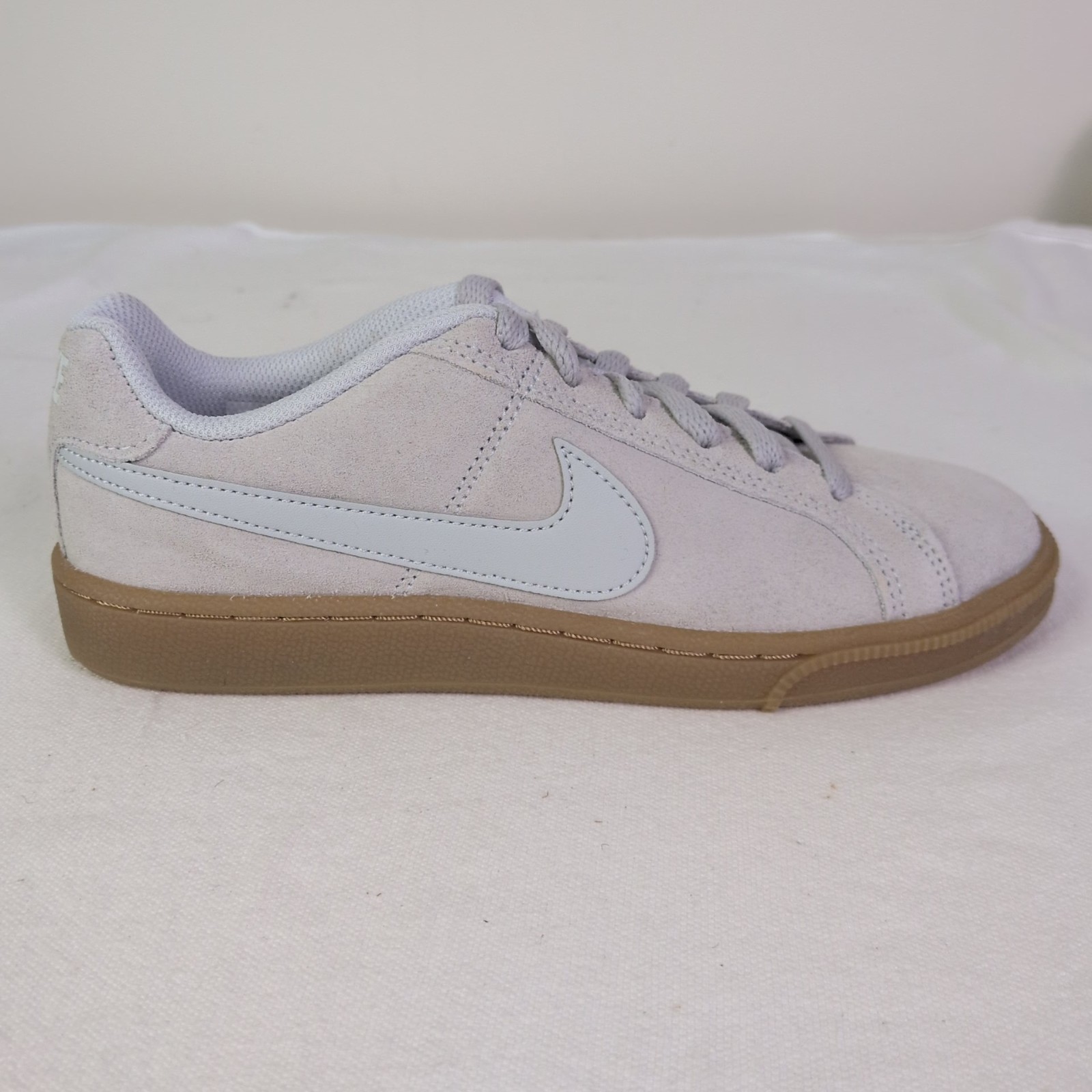 Nike Court Royale Suede Cream White 916795-001 Women’s Size 6 New