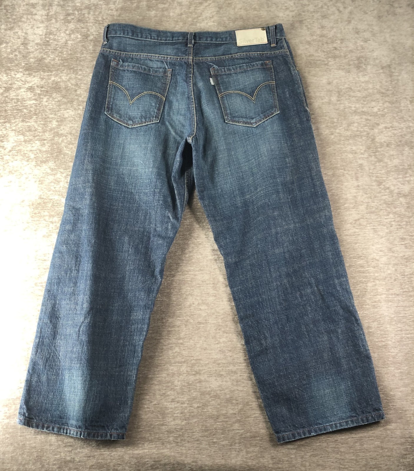 Vintage Levi’s Silvertab Baggy Denim Blue Jeans Men’s Size 38 38×31