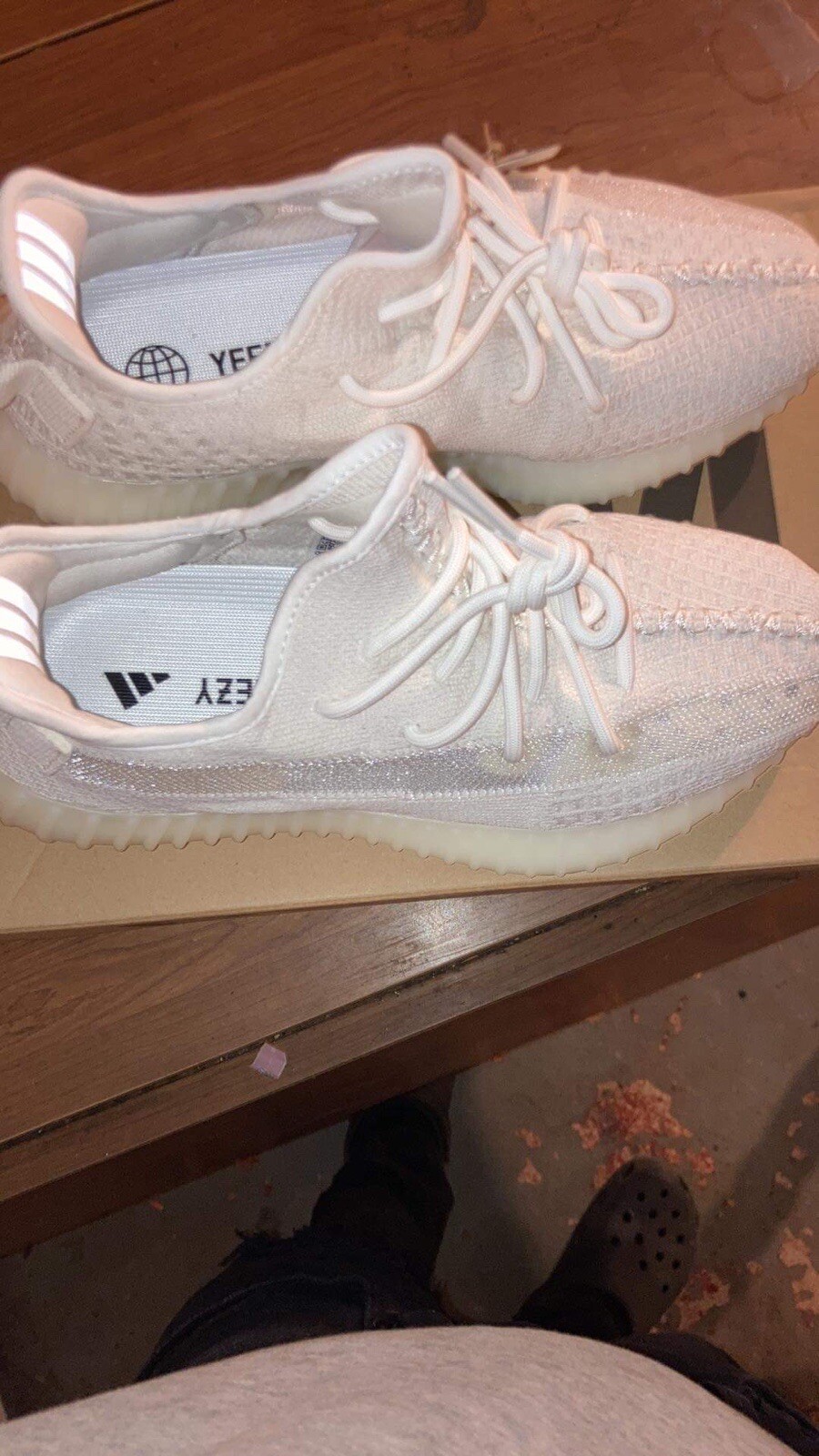 Size 6.5 – adidas Yeezy Boost 350 V2 Pure Oat