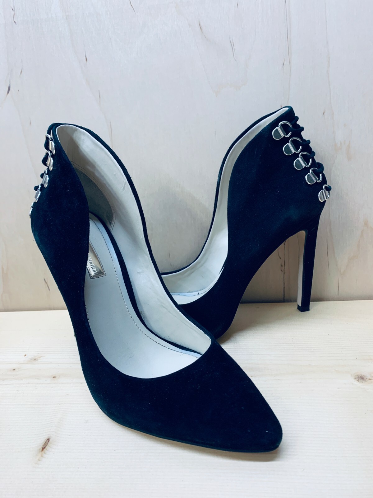 Bcbgeneration Womens Leather Upper and Man Made Sole High Heel Shoes Size 8 1/2