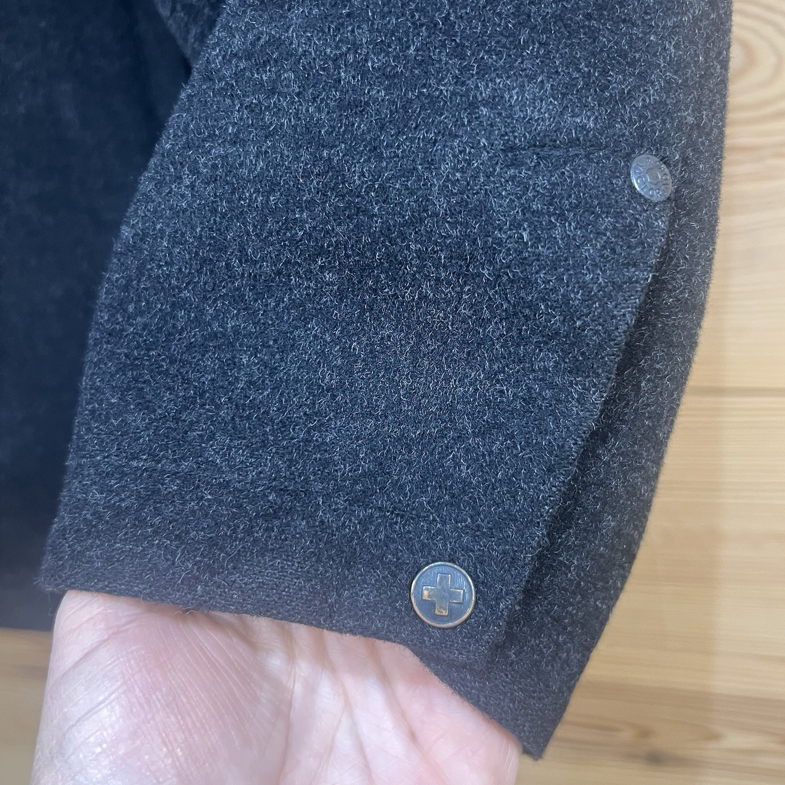 Victorinox Swiss Army Wool Field Jacket Mens Large Gusseted Gray Zip Snap HR