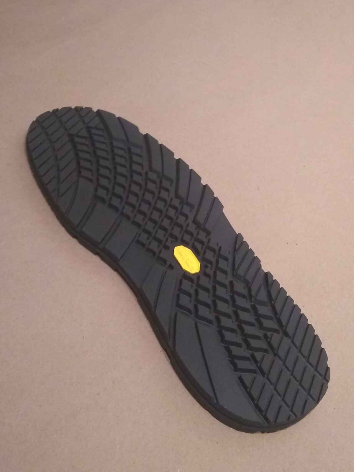 Vibram 1330 Newporter Sole Black (All Sizes)