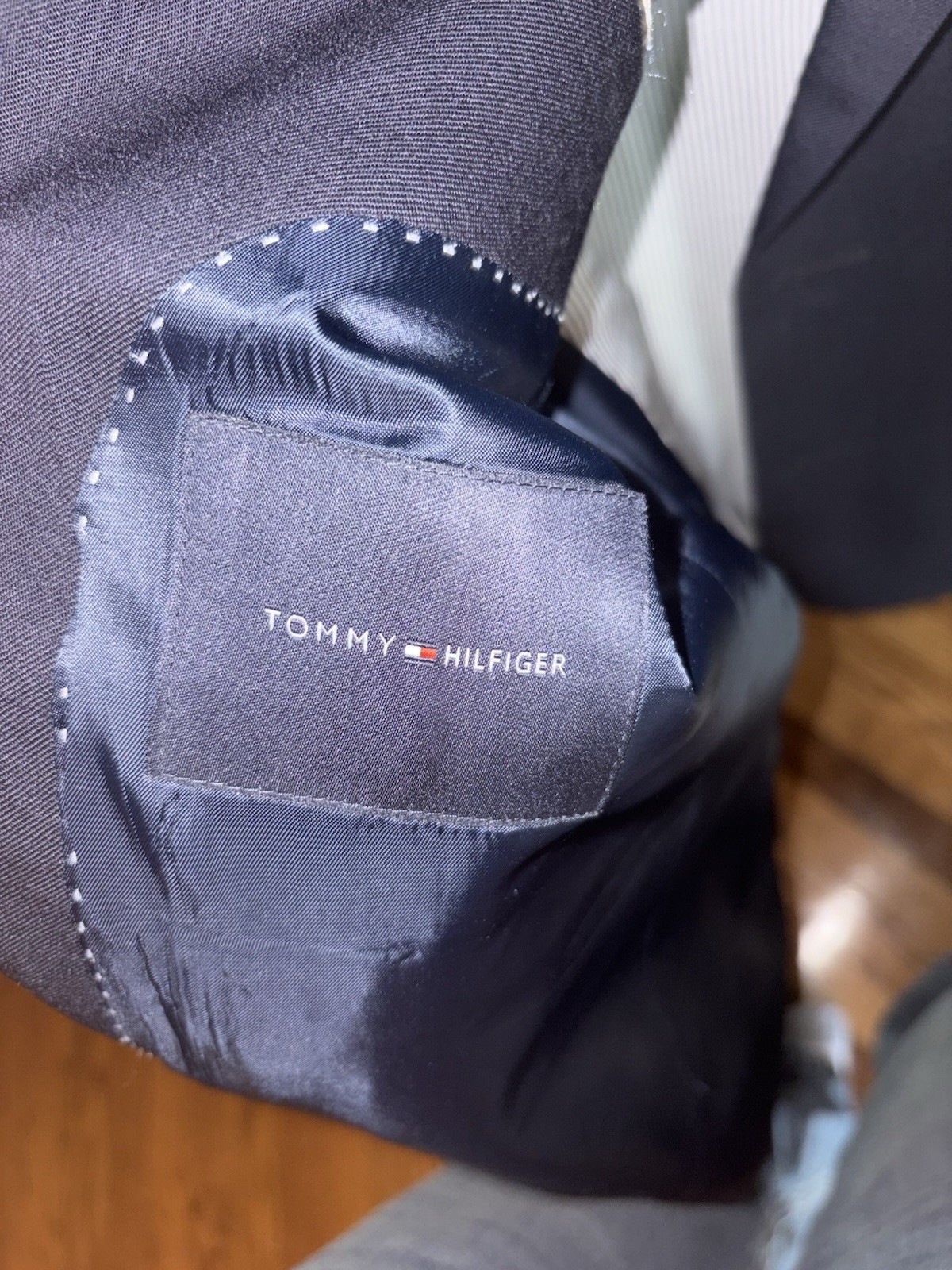 Tommy Hilfiger Men’s Navy 2pc Suit 43L 37W Wool Twill Lined Flat Front