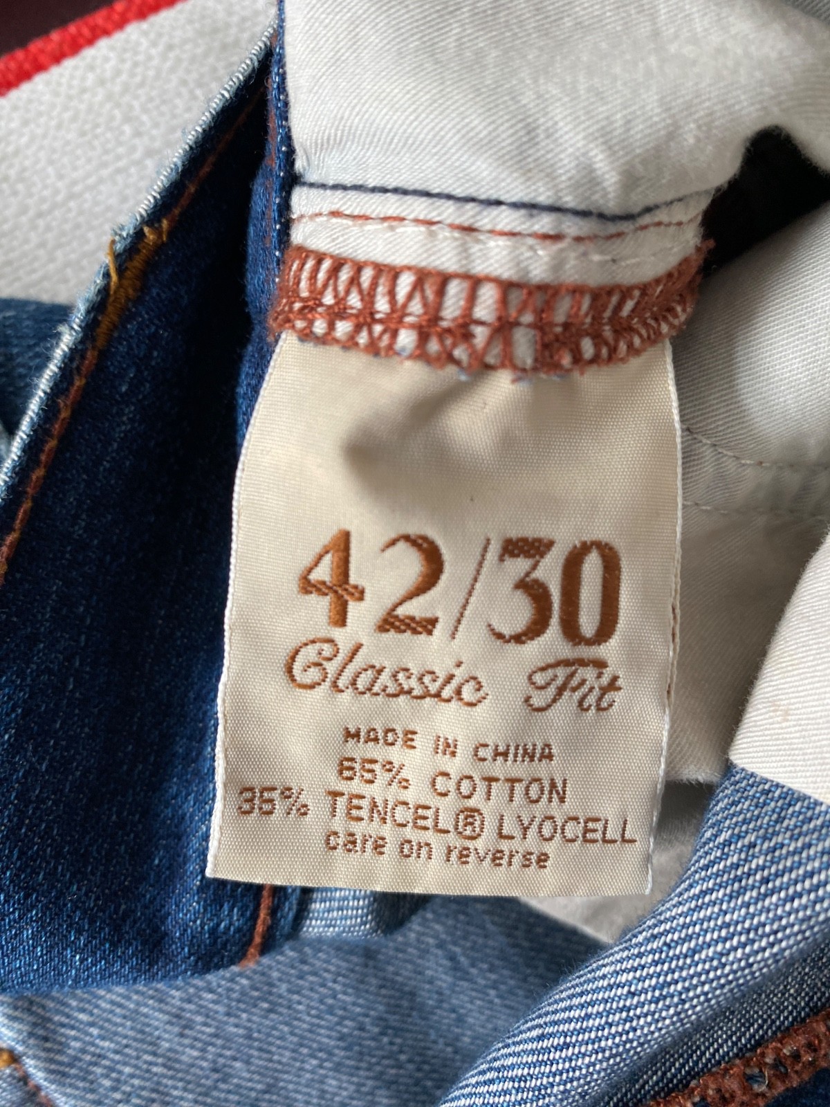 Tommy Bahama denim jeans size 42 by 30 in classic fit