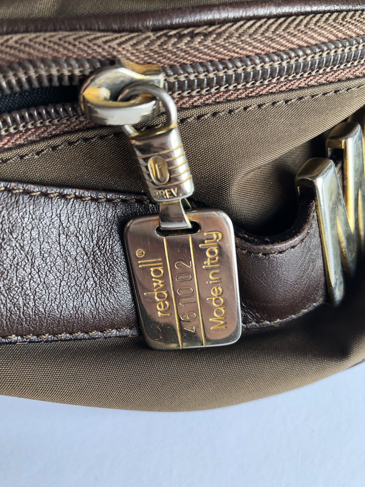 MOSCHINO Redwall Vintage Brown Nylon Gold Logo Fanny Pack Belt Bag
