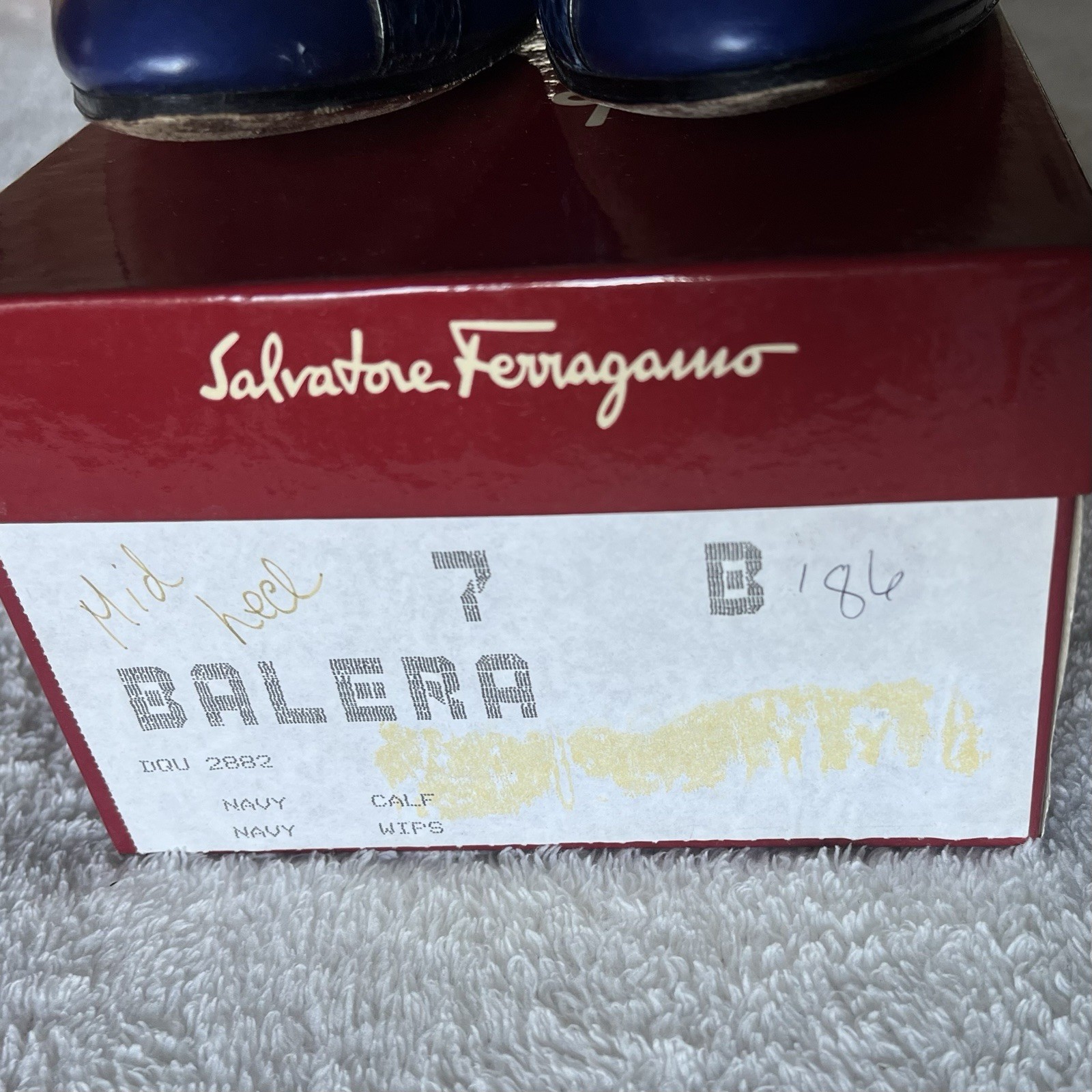 Salvatore Ferragamo Blue Leather Pumps Snakeskin Accent Almond Toe Slip-On 7B