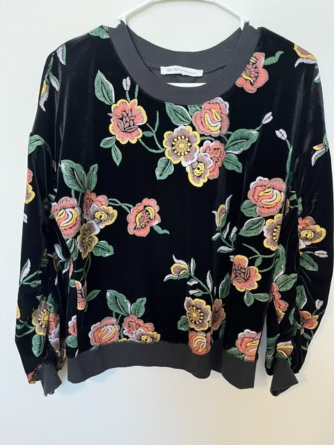 BCBGeneration Womens Shirt Sz Med Pullover Long Sleeve Floral