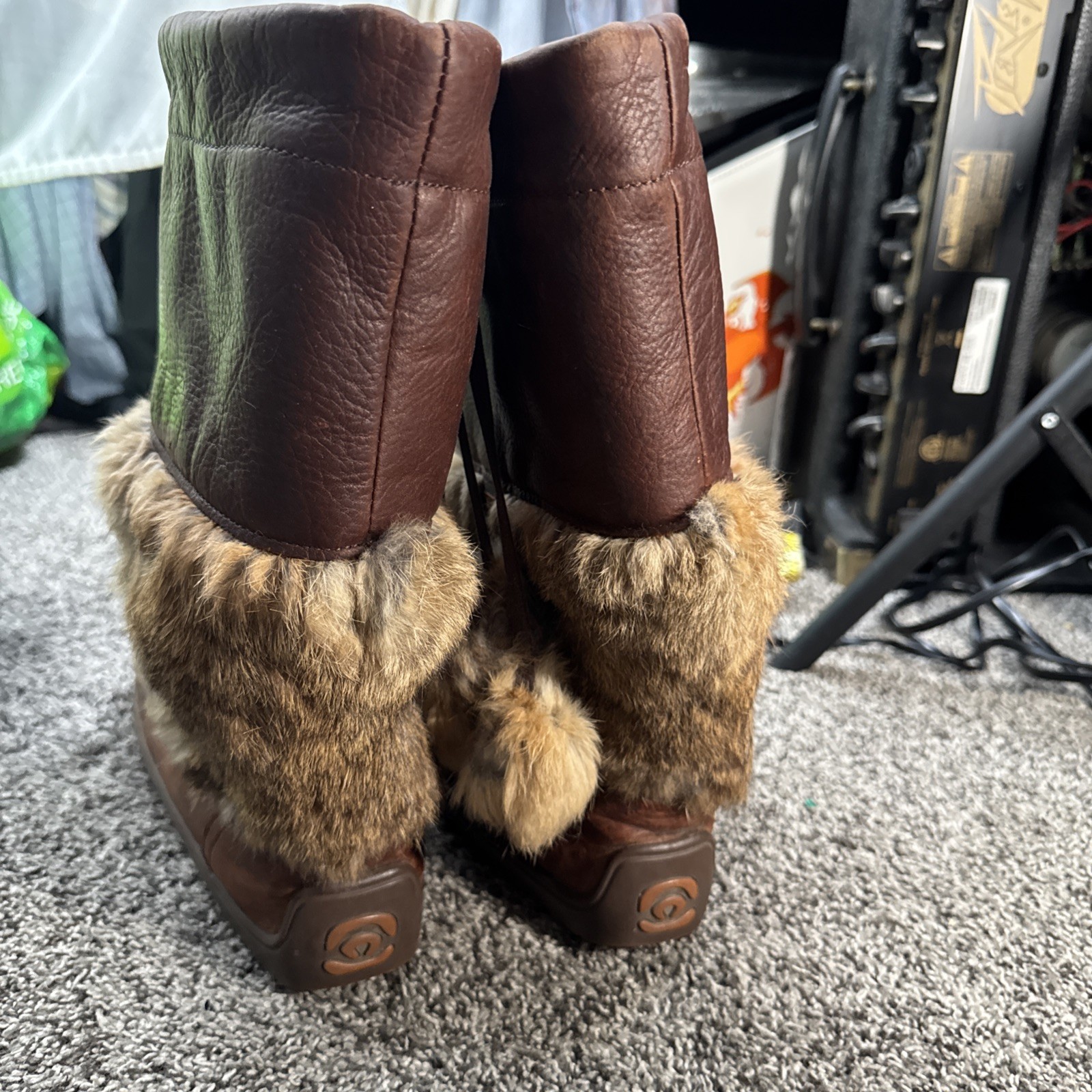 Manitobah Mukluks Snowy Owl Suede Boots Waterproof Womens Size L 8 M 6
