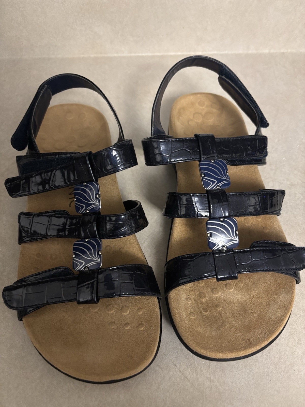 Vionic Women’s Navy Strappy Open Toe Sandals Hook & Loop Brand new Wide US 9W