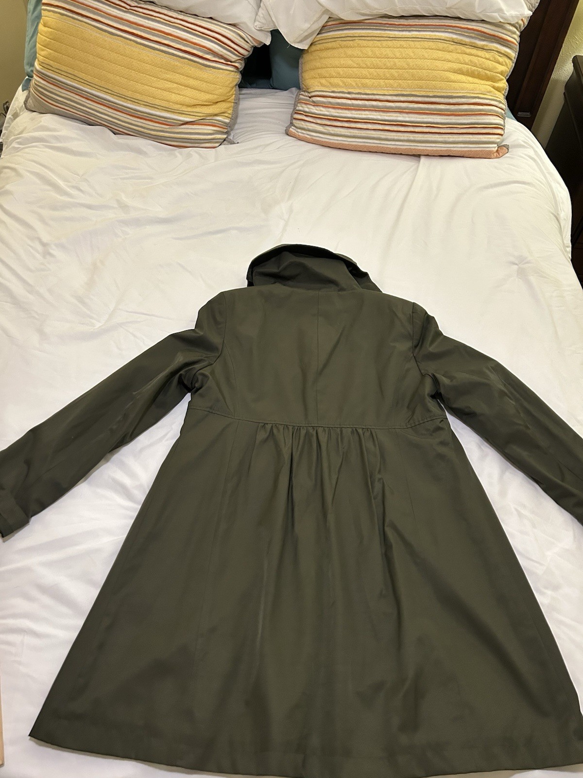 DKNY Womens L Olive Green Raincoat Lightweight Lined A Line Trench Coat