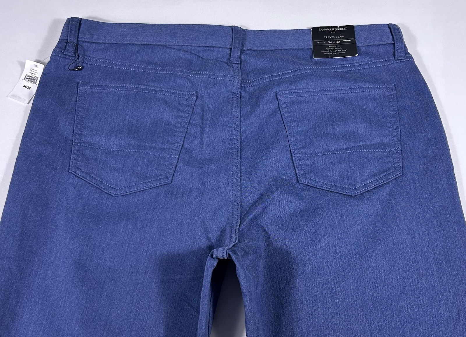 NWT Banana Republic Men’s 36×32 Blue Heather Athletic Fit Travel Jeans (36×31)