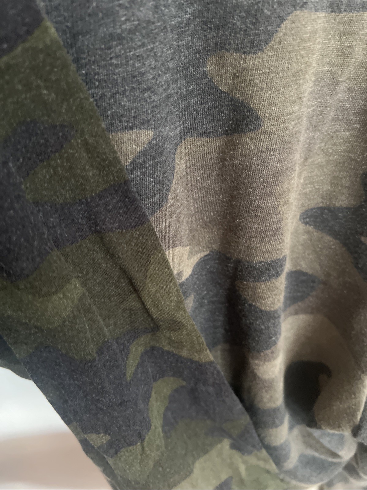 VA Pink Camo Print Sweatshirt Pants Set Fleece Warm and Cozy Loungewear Sz L