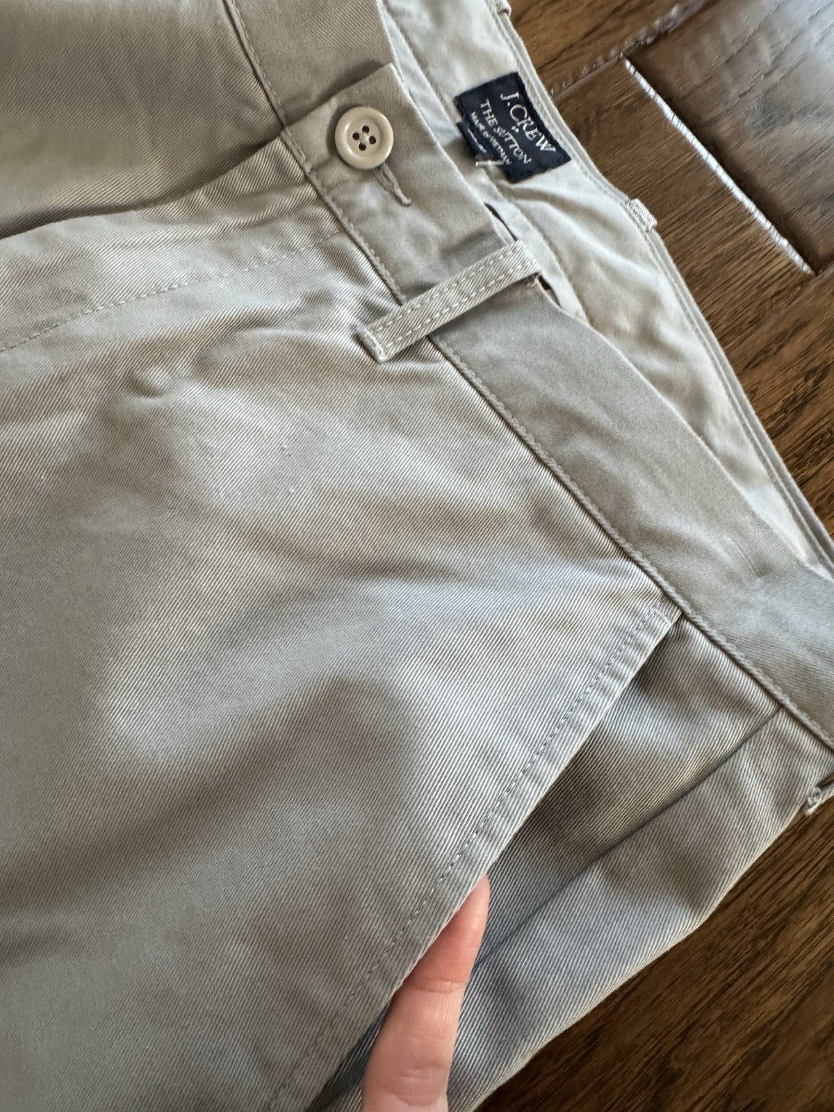 J Crew Bowery Men’s 33×30 Beige / Off White Chino Casual Pants NEW
