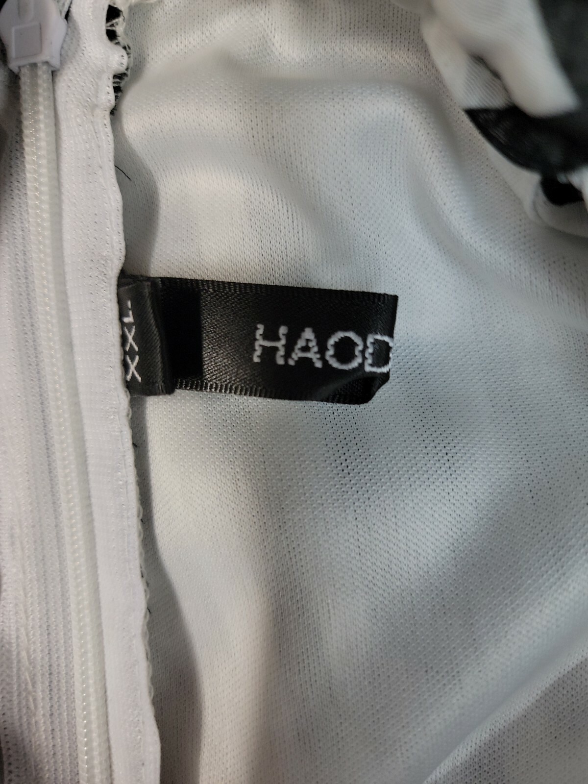 HAODUOYI CHEVRON WHITE BLACK XXL (RUNS small) WOMEN’S MAXI DRESS #C6