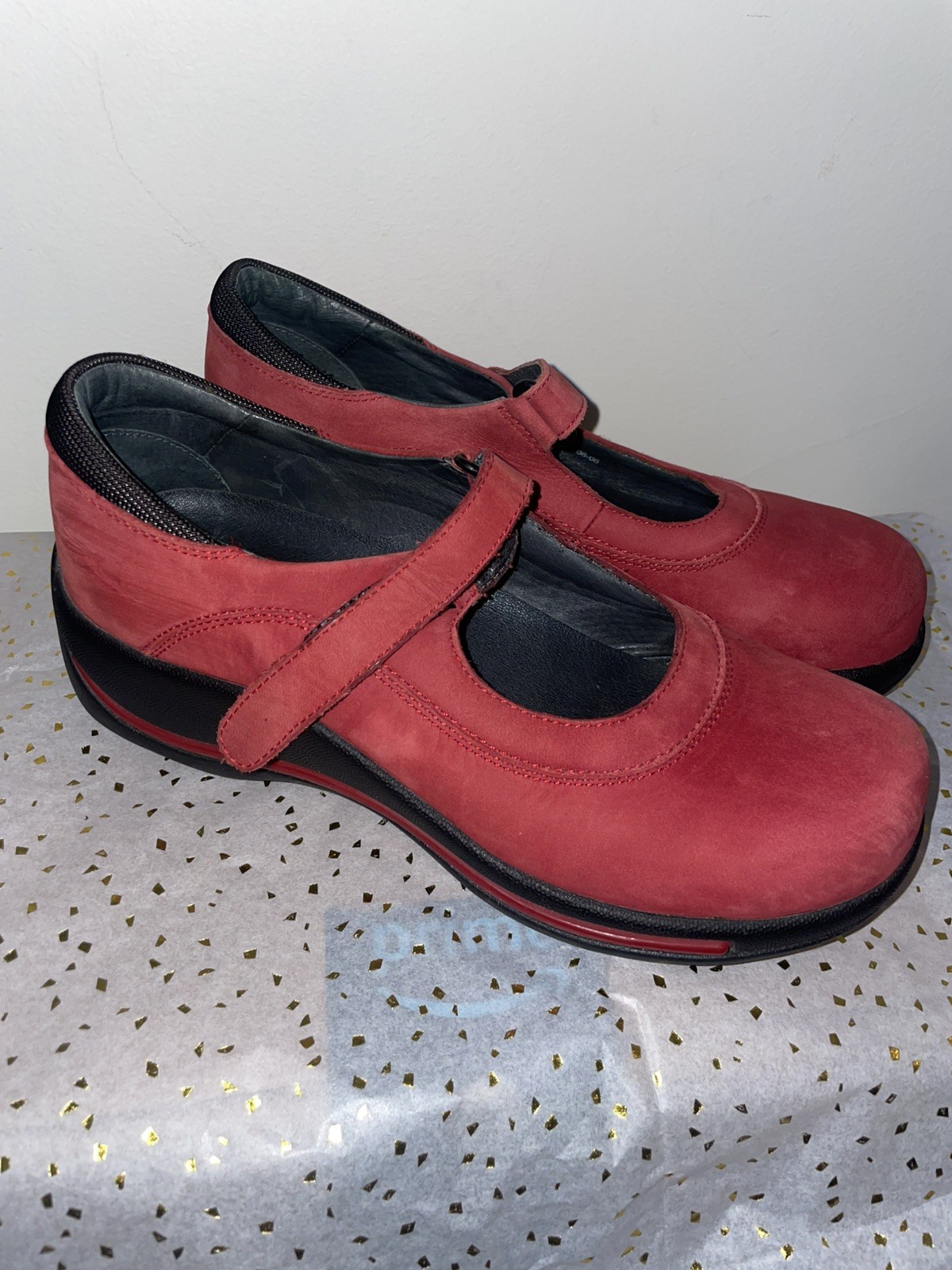 Dansko Women Red Mary Jane Comfort Shoe Size US 7.5/8 EU 38 Suede