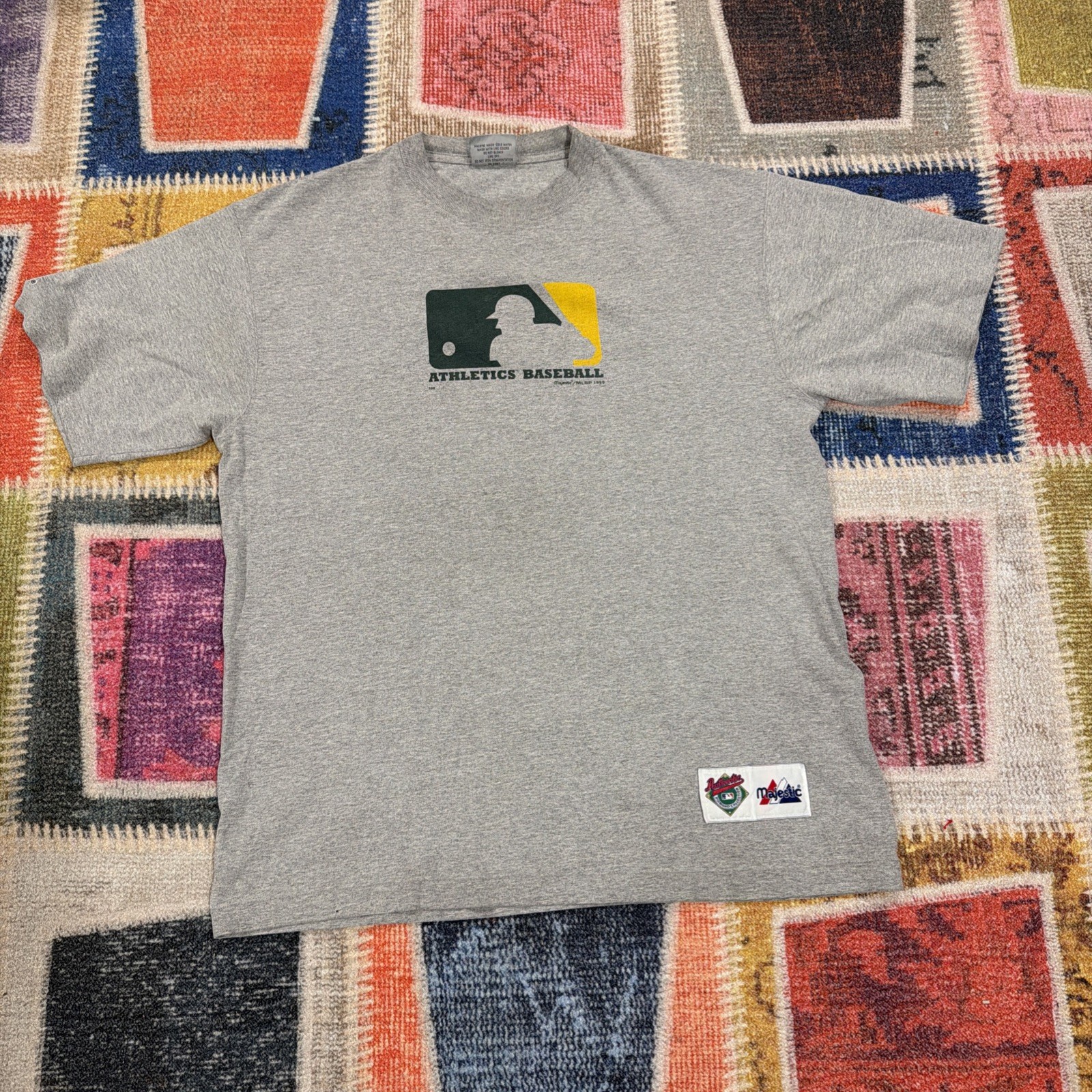 Vintage Majestic 2000 Oakland Athletics MLB Shirt Size L