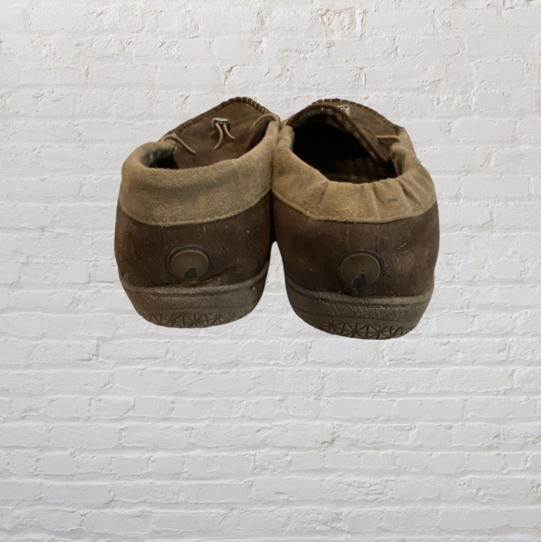 Men’s House Shoe/Slipper, XL, Loafer Style, Rubber Sole, Adjustable for Width